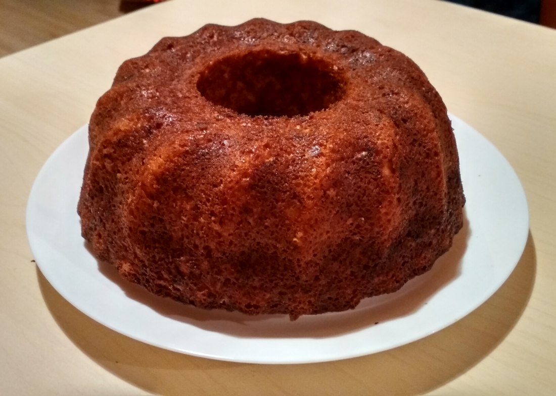 Celý banana bread